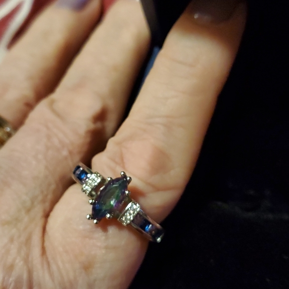 MYSTIC TOPAZ RING - Picture 7 of 8